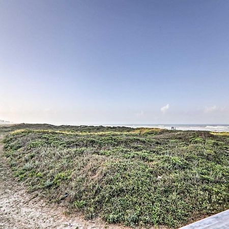 Beach Haven With Shared Amenities - Steps To Beach! South Padre Island Buitenkant foto